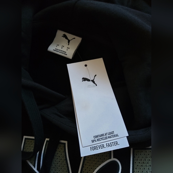 Puma Black and White Logo Hoodie for Men - Picture 5 of 5